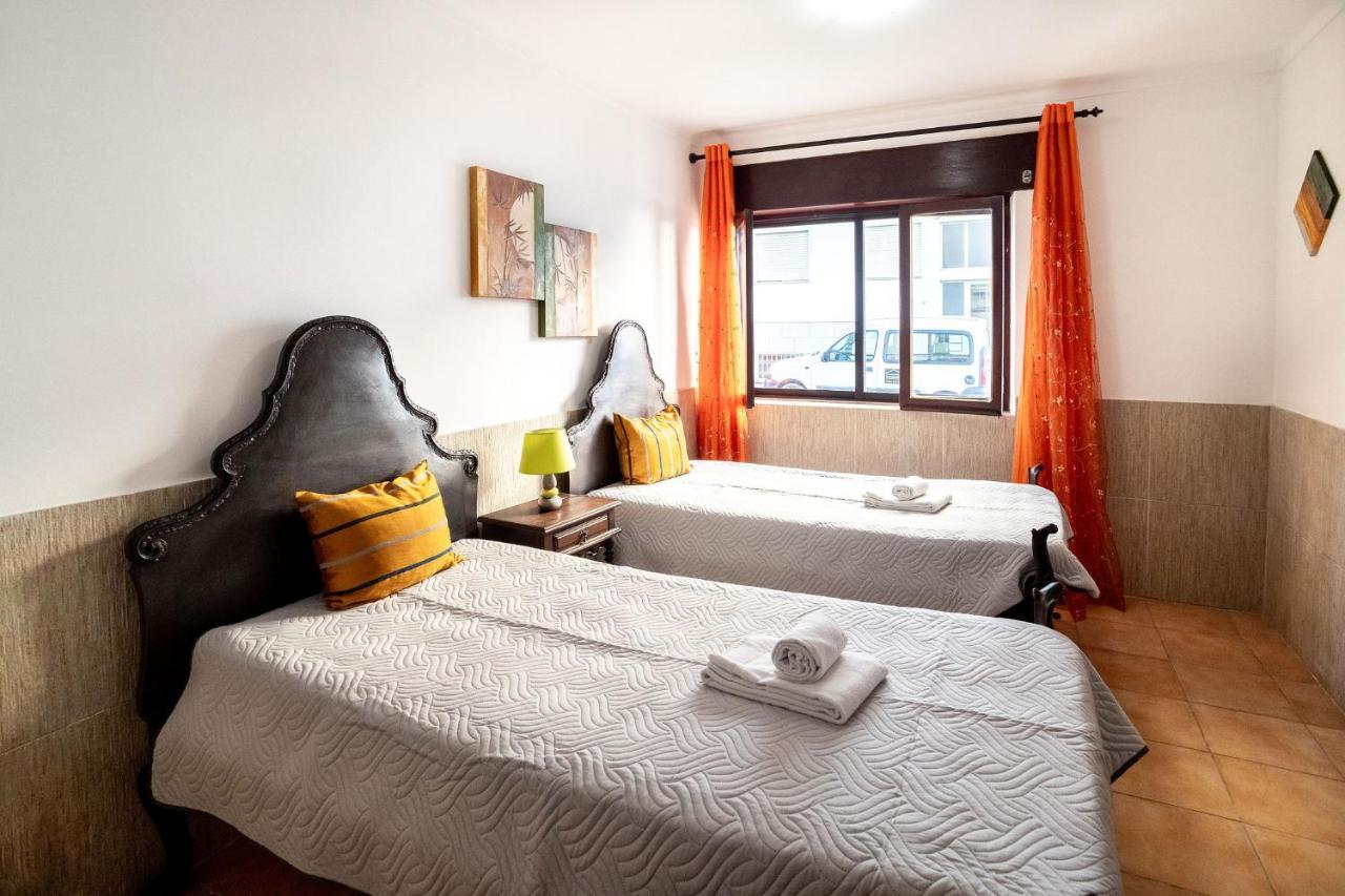 Rustic Old Town - T1 Esq Apartment อัลบูเฟรา ภายนอก รูปภาพ