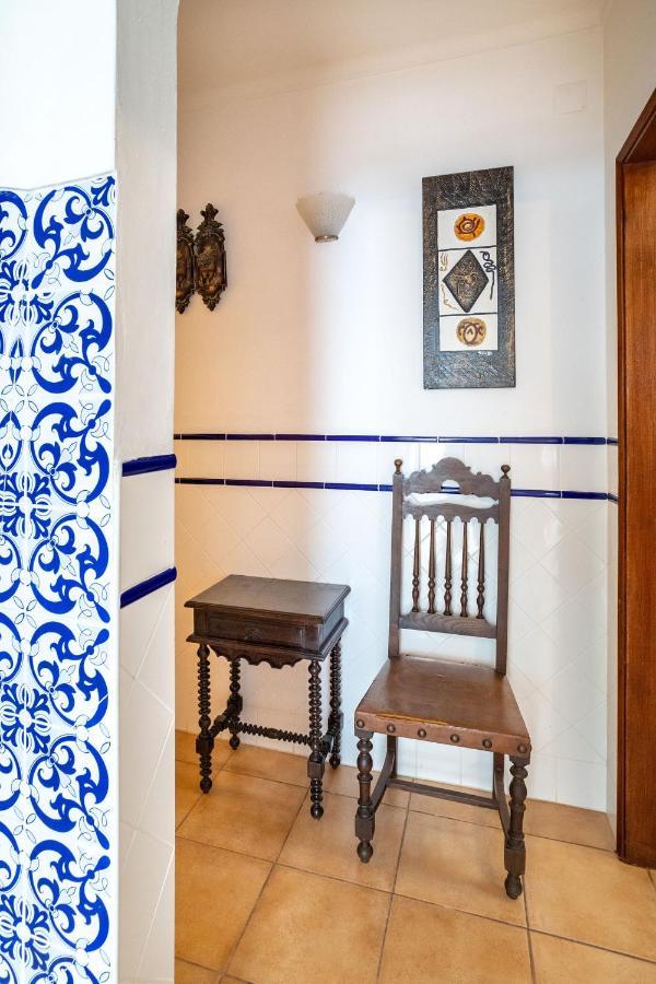 Rustic Old Town - T1 Esq Apartment อัลบูเฟรา ภายนอก รูปภาพ